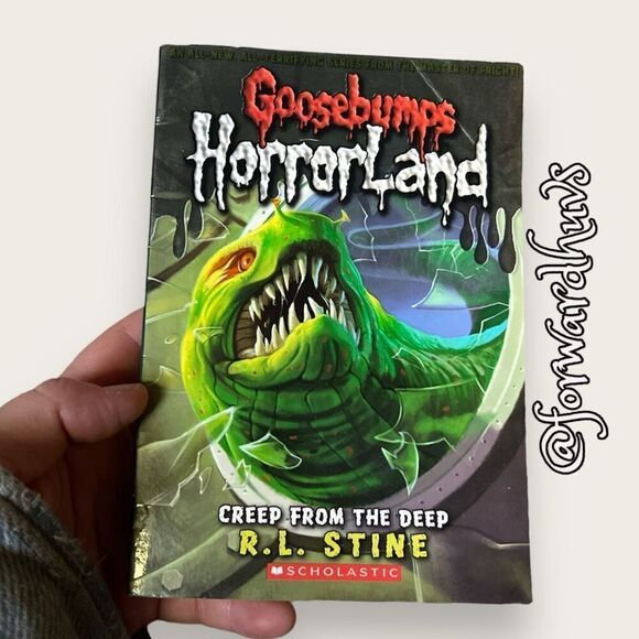Goosebumps Horrorland | Creep From the Deep | Book 2 - Picture 1 of 7